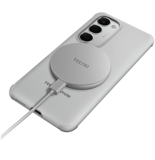 Tecno Spark 40 Pro+ (256GB/8GB; 50MP Dual Camera; 5200mAh)